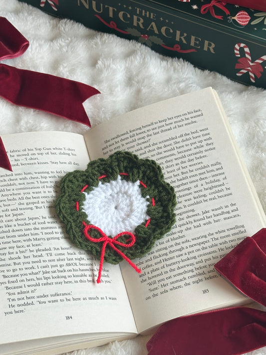 Festive wreath coaster