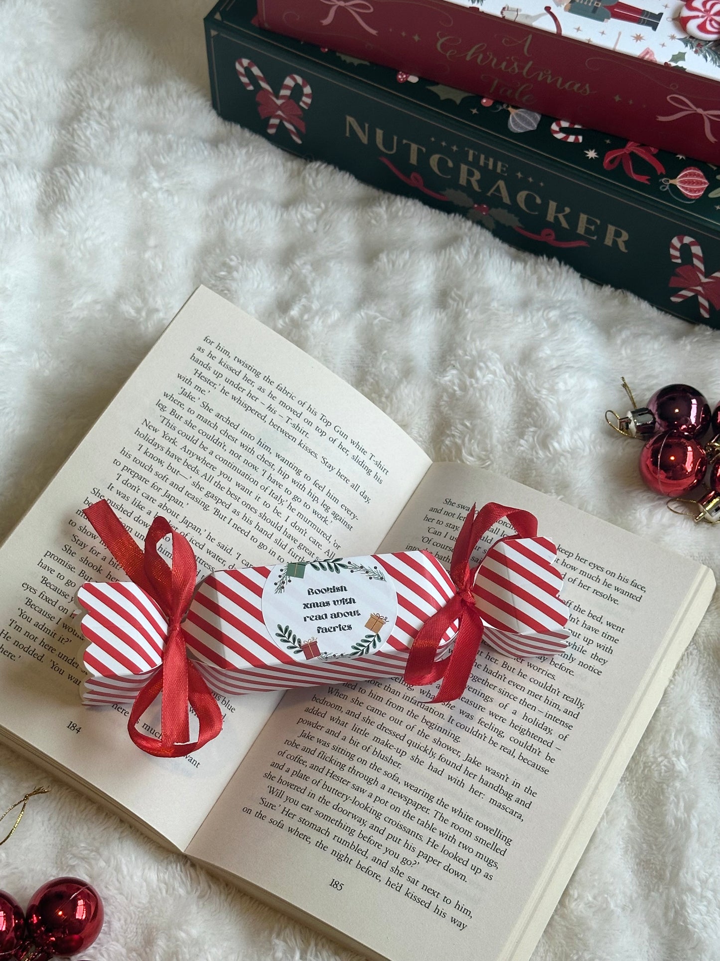 Glitter star bookmark