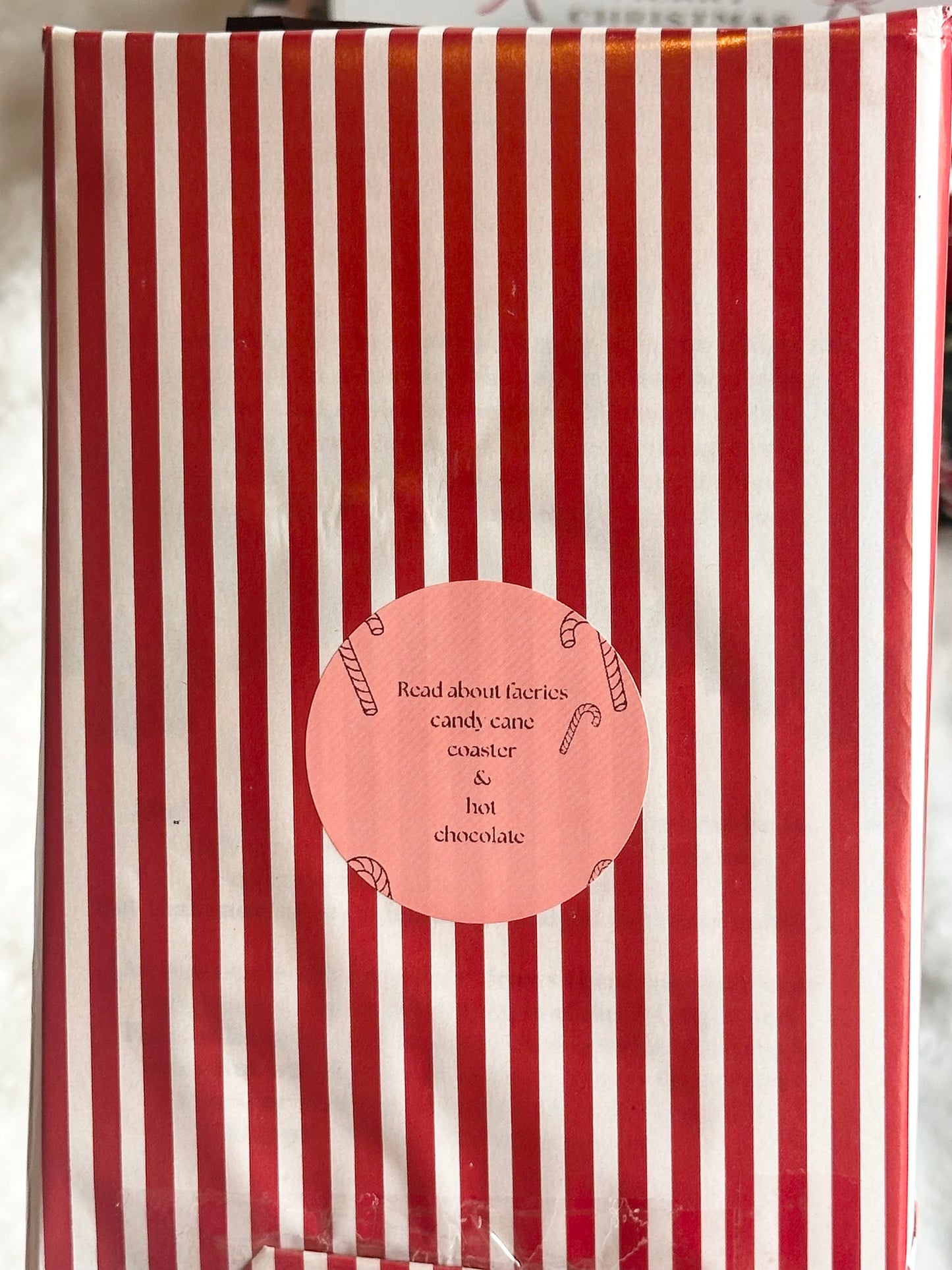 Hot coco with a Christmas book - blind date + crochet coaster