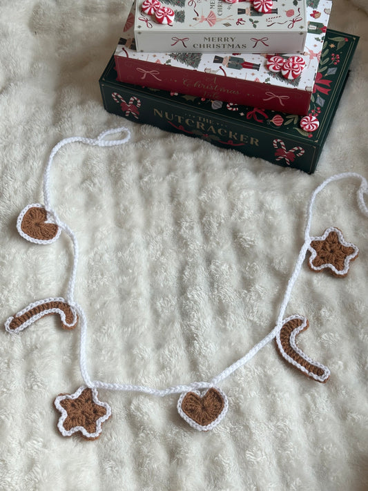 Gingerbread biscuit garland