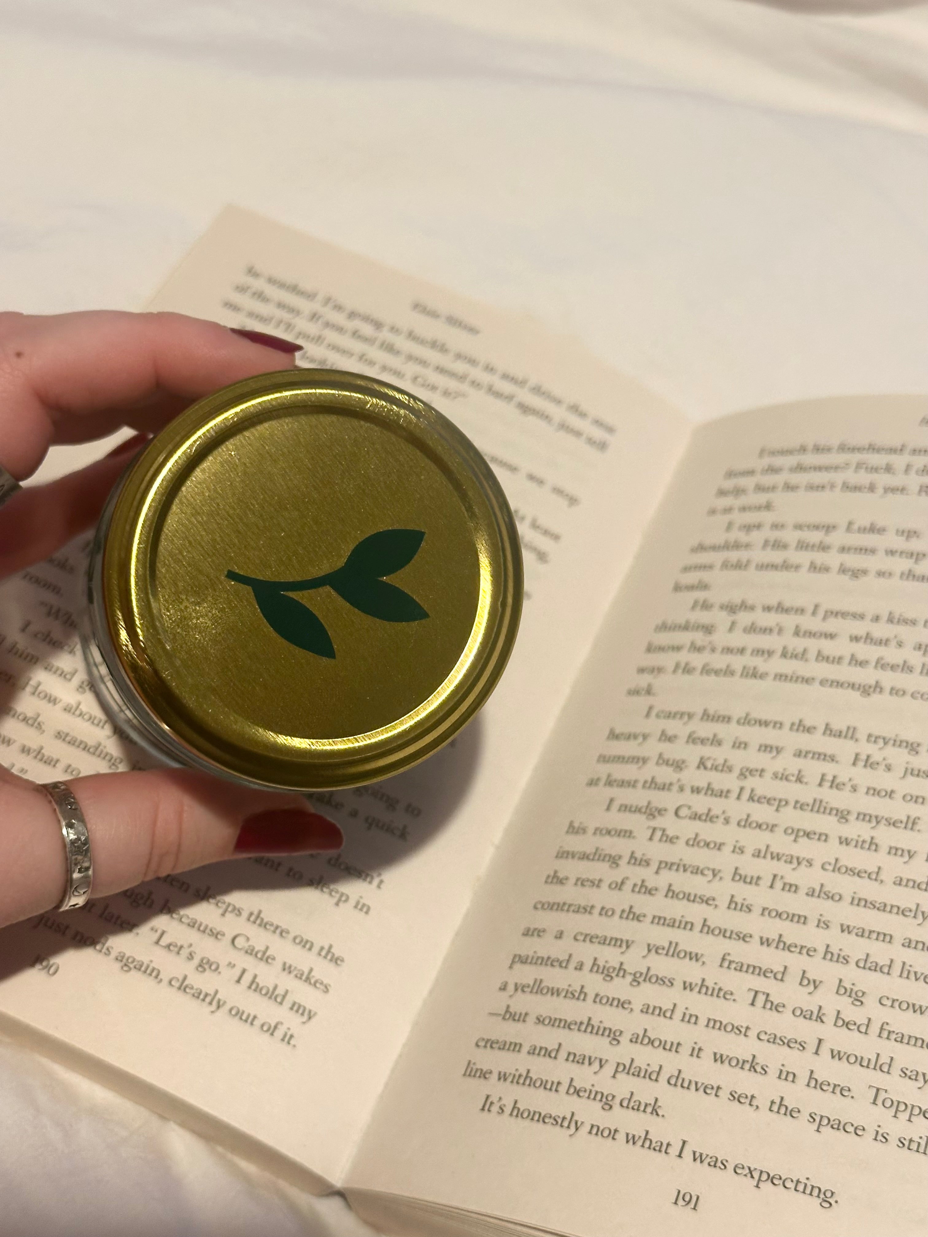 Tbr jar - vines