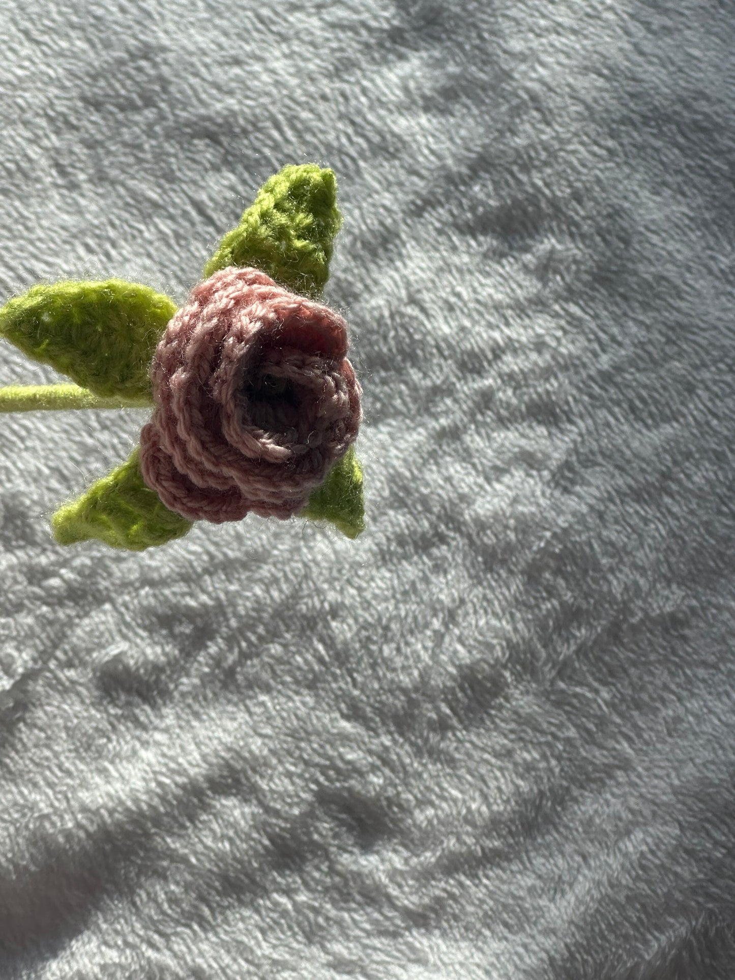 Rose flower stem - crochet
