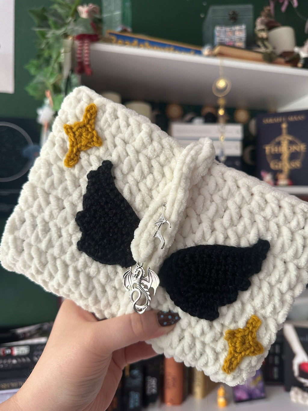 Dragon book&kindle sleeve